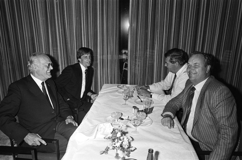 Johan Cruijff voor tuchtcommissie KNVB Voetelink,Johan Cruijff , Harmsen en Bar, Bestanddeelnr 933-4350