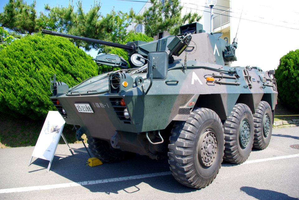 JGSDF Type87 reconnaissance vehicle 20120527-02