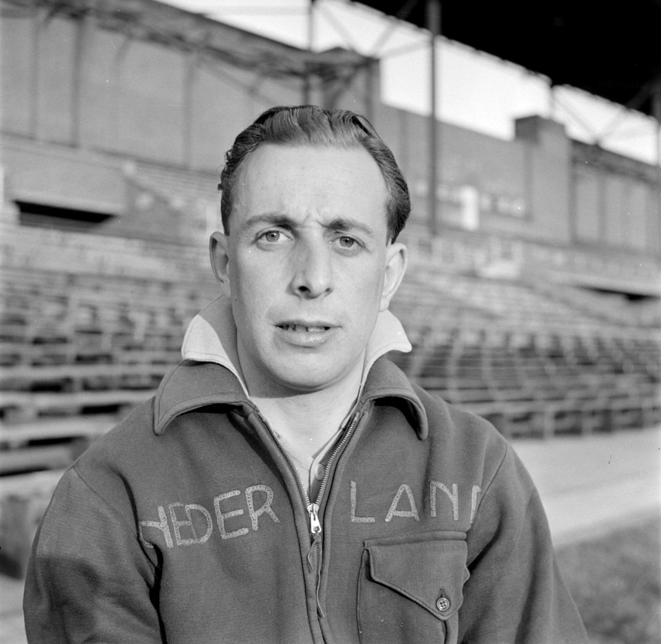 Joop Odenthal (Haarlem) in het Olympisch Stadion in Amsterdam, Bestanddeelnr 191-1091