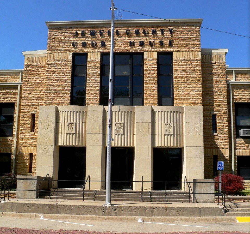 Jewell County, Kansas courthouse E entrance 1