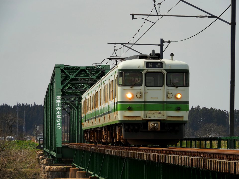 JNR 115-1000 N35 in Echigo Line