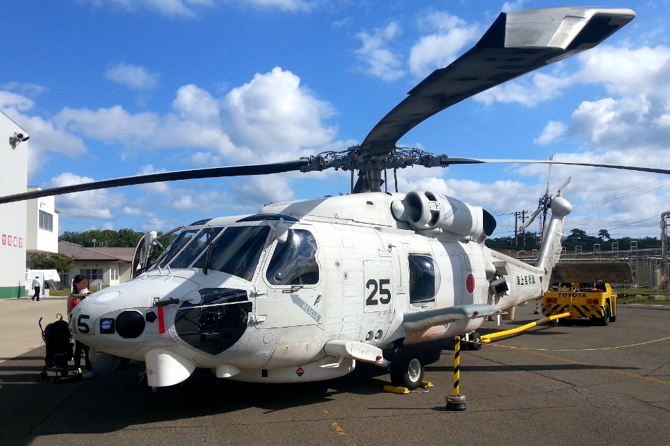JMSDF SH-60K ominato 20130923 091348