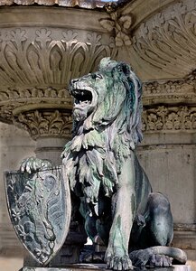 Lion braunschweig henry fountain photo