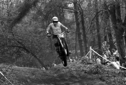 Joel Robert in actie, Bestanddeelnr 925-5857