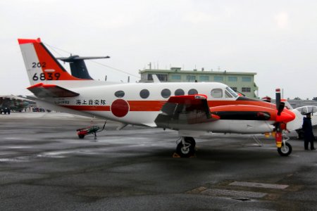 JMSDF TC-90 ashiya 20121124 122328