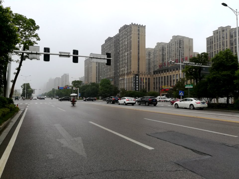 Jinzhou Avenue in downtown Ningxiang