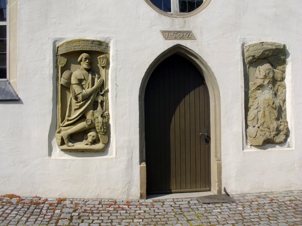 Jochsberg 2013-07 (2) Seckendorff-Grabsteine