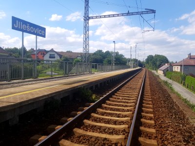 Jilešovice train stop (10) photo