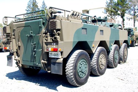 JGSDF Type96 APC 20120408-05