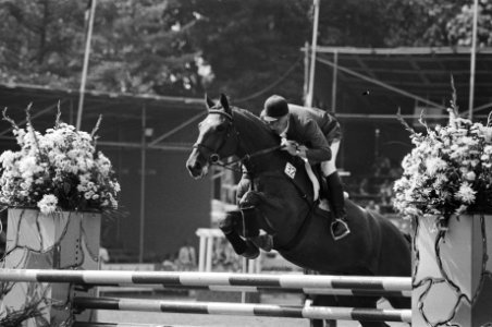 Johan Heins in actie met Argonaut Z, Bestanddeelnr 930-4024