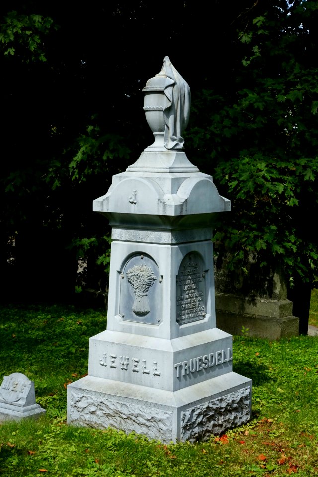 Jewell Truesdell - Newton Cemetery & Arboretum - Newton Center, MA - DSC07076