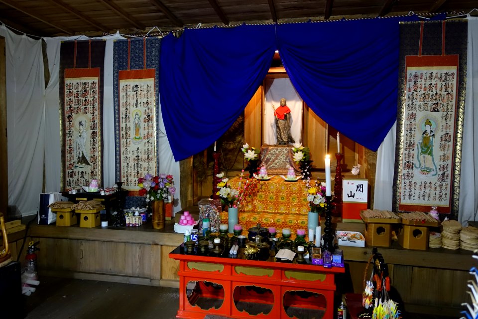 Jizodo Hall - Chusonji, Hiraizumi, Iwate - DSC04739