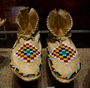 Jicarilla Apache moccasins, c. 1890 - Bata Shoe Museum - DSC00518
