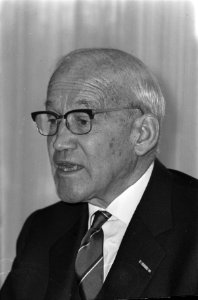 Jhr. P. J. Six, Bestanddeelnr 920-8444