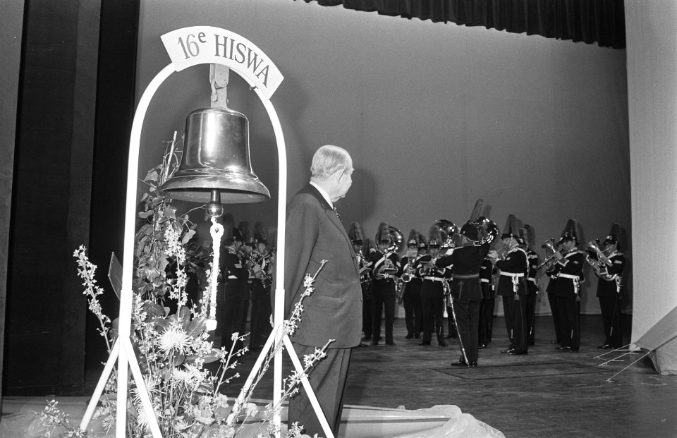 Jhr. H. van Lennep, voorzitter van de Koninklijke Noord Zuid Hollandse Redding …, Bestanddeelnr 924-3278