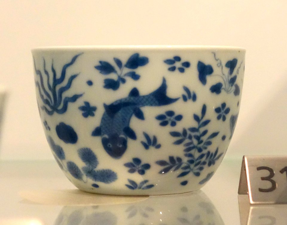 Jingdezhen cup, China, Qing dynasty, Kangxi period, 1662-1722, porcelain, underglaze blue - Royal Ontario Museum - DSC03771