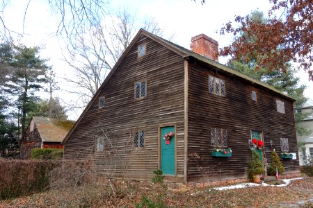 John Moore House, c. 1675 - 390 Broad Street, Windsor, Connecticut - DSC04844