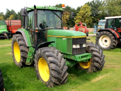 John Deere 6800 p1