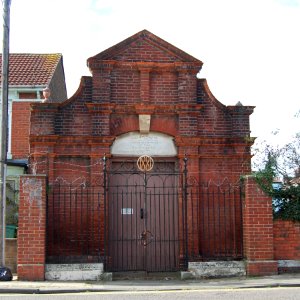 Jewish Cemetery Chapel, Fawcett Road, Southsea (October 2017) (2)