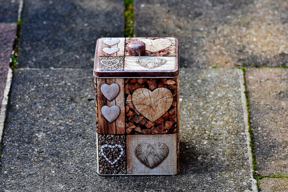 Storage packaging store