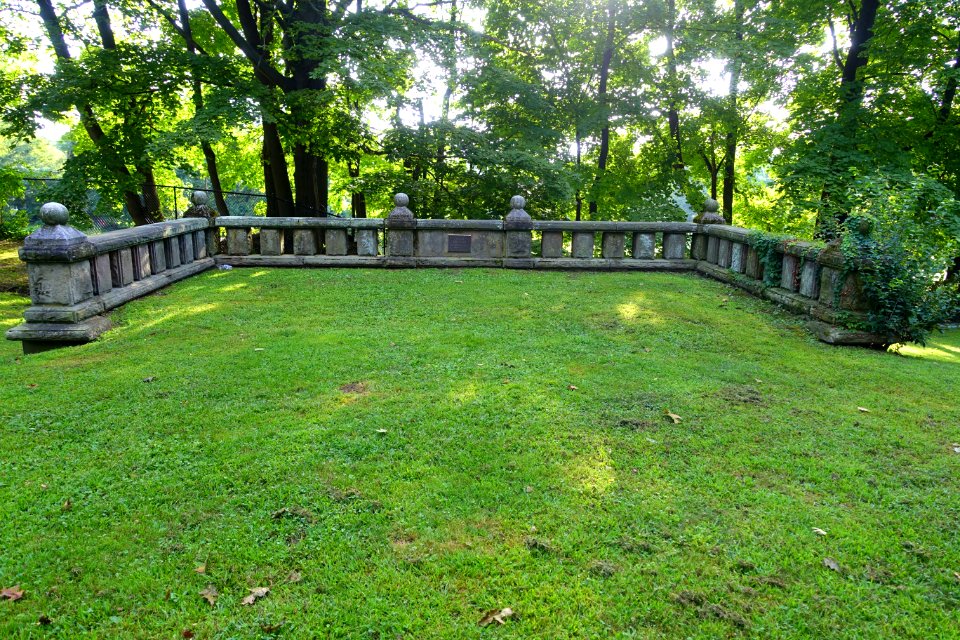 John Eliot Memorial - Nonantum, Newton, MA - DSC07215