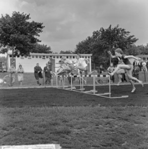 Jeugdkampioenschappen atletiek te Rotterdam, 60 meter horden meisjes, Bestanddeelnr 916-6580