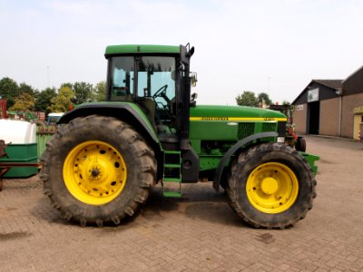John Deere 7810 p2