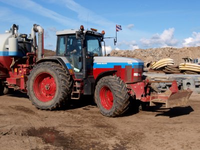 John Deere 7710 p2