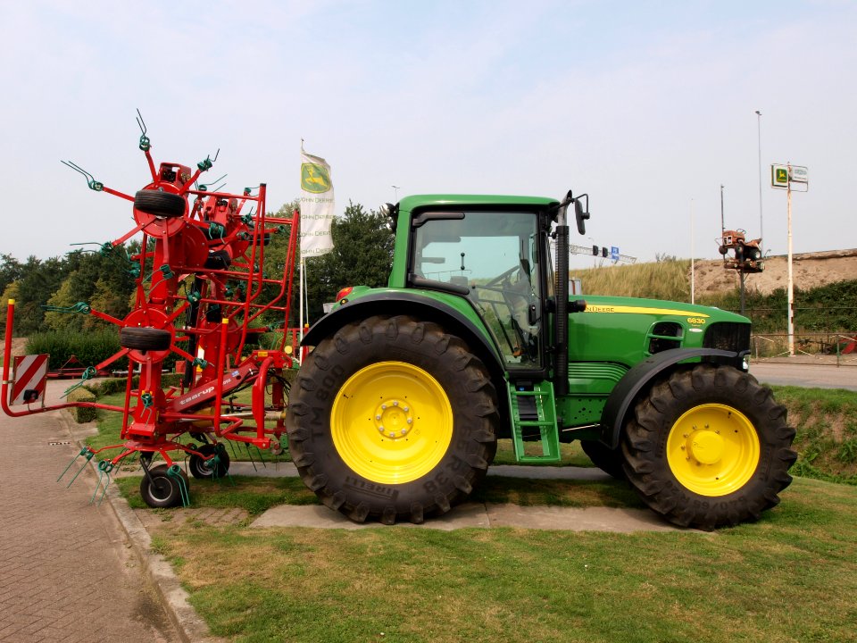 John Deere 6830 p1