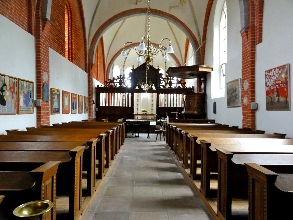 Johannes de Doperkerk Huizinge interieur