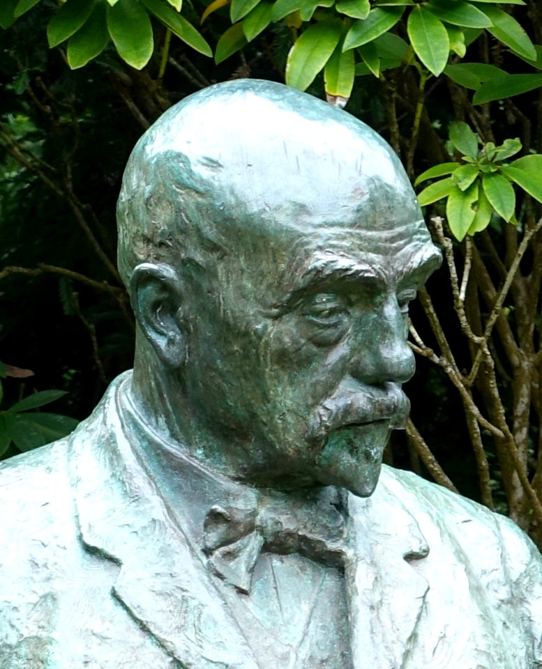John McLaren by Melvin Earl Cummings - Golden Gate Park, San Francisco, CA - DSC05402 (cropped)