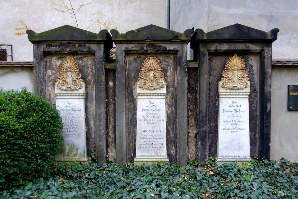 Johann George Hossauer and family - Dorotheenstädtischer Friedhof - Berlin, Germany - DSC00294