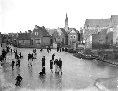 Jeugd van Volendam schaatst, Bestanddeelnr 901-9728