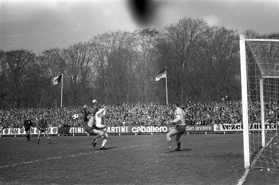 Joahn Cruijff in actie, Bestanddeelnr 923-4316