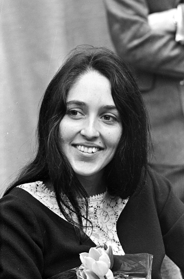 Joan Baez , Amerikaanse zangeres tijdens persconferentie, Bestanddeelnr 919-0773