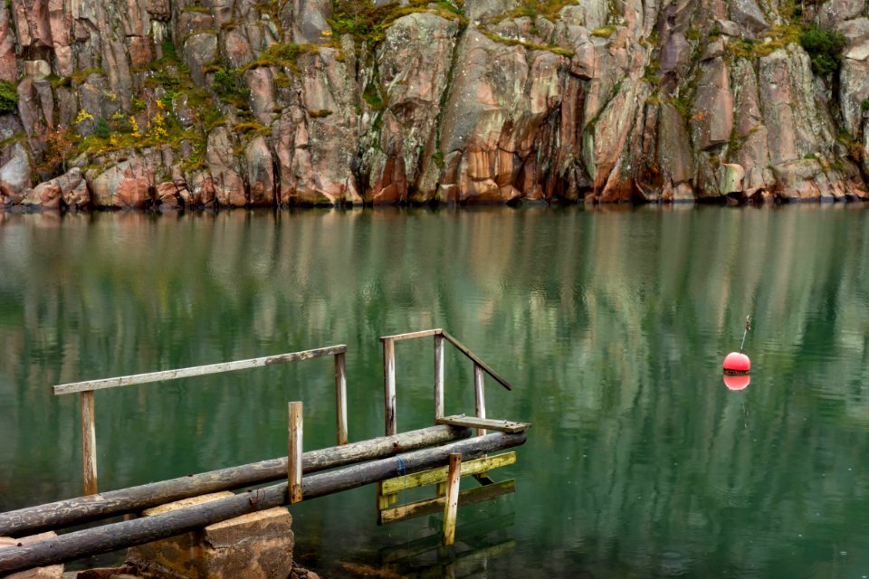 Jetty in Loddebo in the rain 1