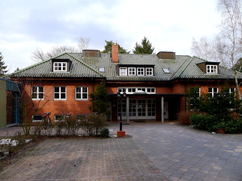 Johann-Sebastian-Bach-Kirche Gemeindehaus