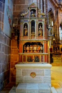 Johannes-Altar - St. Lorenz church - Nuremberg, Germany - DSC01689