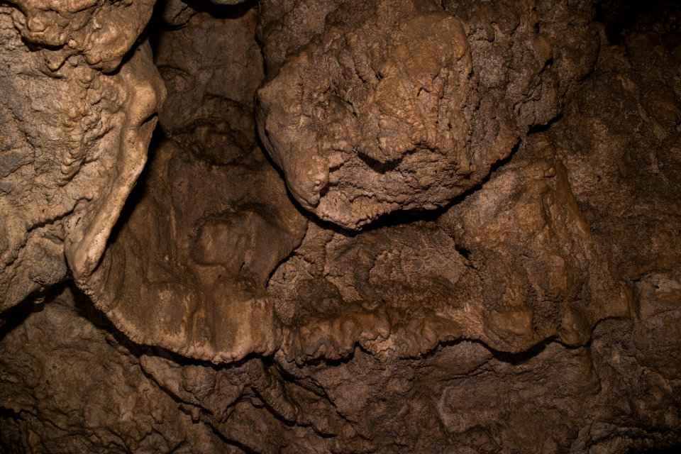 Kälberschlaghöhle (A 14) 67