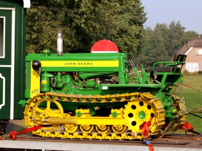John Deere 420 pic2