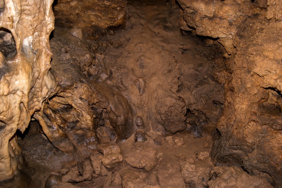 Kälberschlaghöhle (A 14) 04