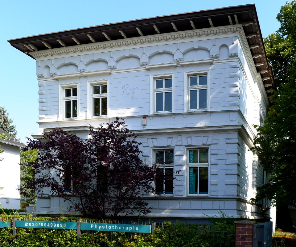 Königsberger Straße 3 (Berlin-Lichterfelde)