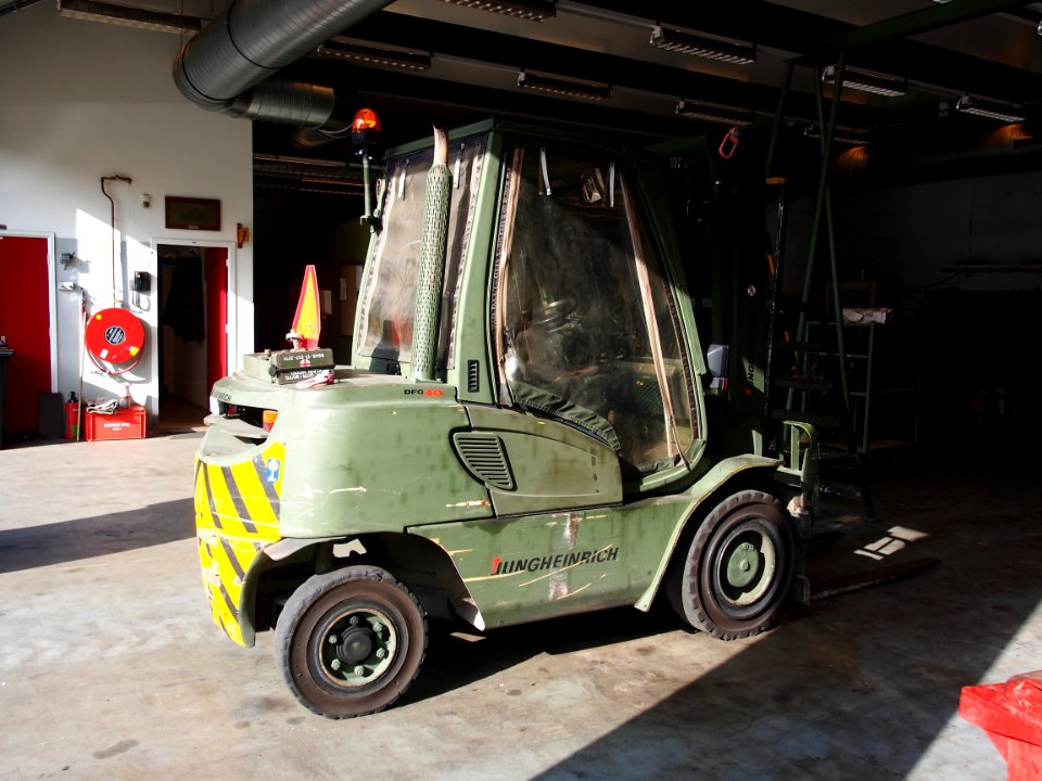 Jungheinrich DFG40 forlift of the Royal Dutch Army