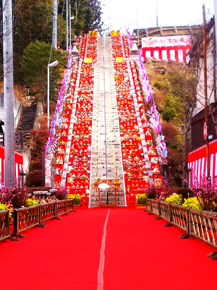 Jyuni Jinja Hyakudankaidan Hinamaturi (6)