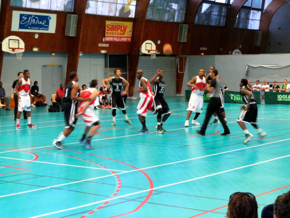 Juvisy - Cleveland State Vikings - 17