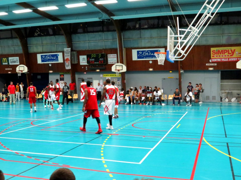 Juvisy - NJIT Highlanders - 18