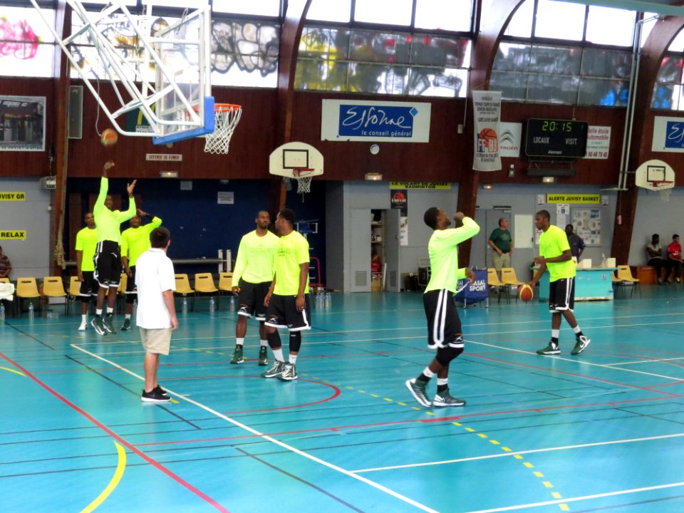 Juvisy - Cleveland State Vikings - 01 - Echauffement