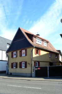 Köppern, Köpperner Straße 110 (1)