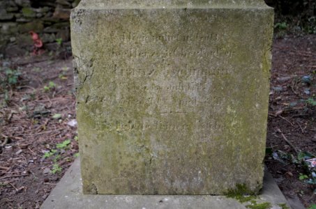 Königstein, St. Marien, Grabobelisk (1)
