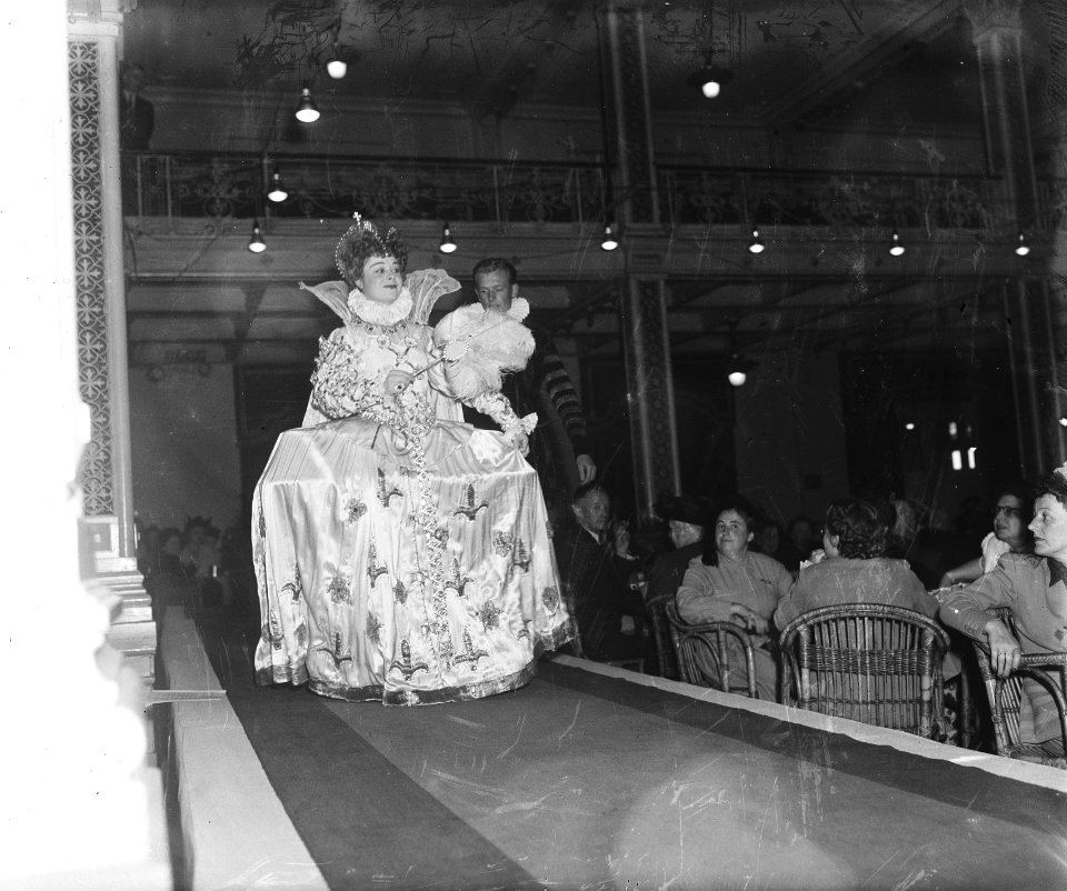 Juwelen- en modeshow in het Kurhaus, Bestanddeelnr 903-0287